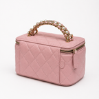 Дамска чанта - Chanel Pink Quilted Vanity Case with Pearl Chain Handle - естествена телешка кожа