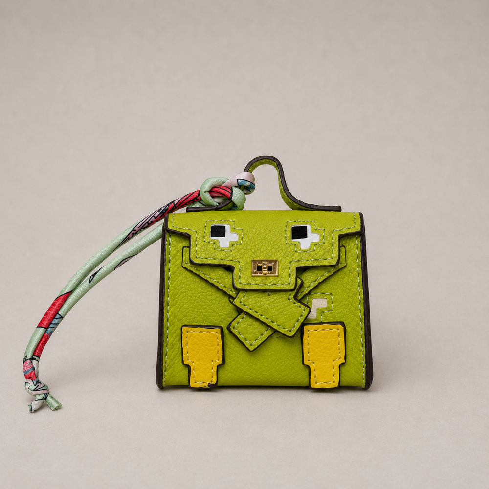 Аксесоар за дамска чанта - Hermès Kelly Doll Picto Bag Charm